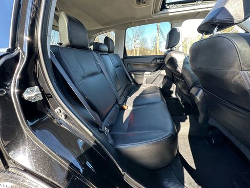 Used 2015 Subaru Forester 2.5i Limited image 18