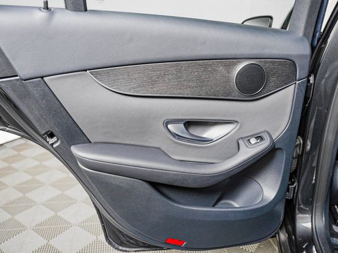 Used 2022 Mercedes-Benz GLC 300 image 21