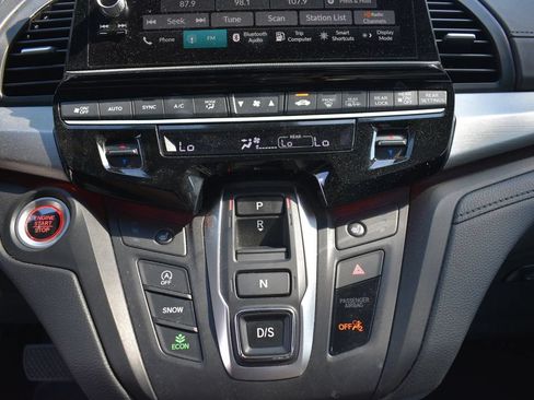 Used 2025 Honda Odyssey Sport-L image 16