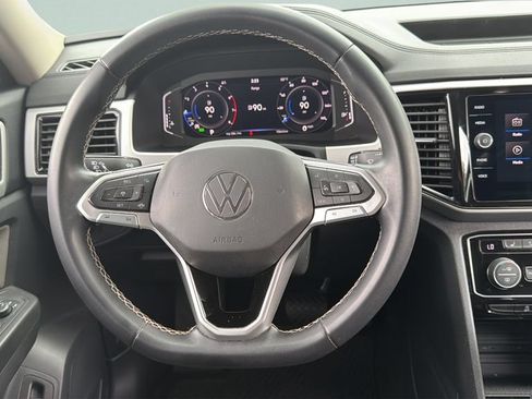 Certified 2023 Volkswagen Atlas SE FWD image 13