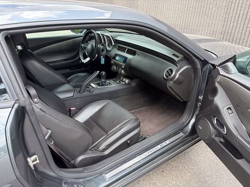 Used 2010 Chevrolet Camaro SS w/ RS Package RWD image 20