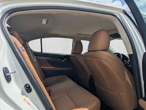 Used 2016 Lexus GS 200t w/ Preferred Accessory Package RWD image 14