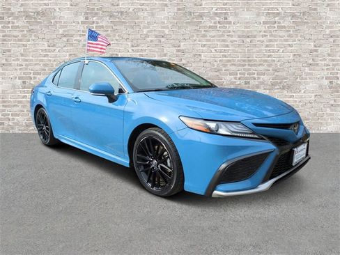 Used 2023 Toyota Camry XSE image 1