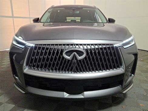 New 2026 INFINITI QX60 Luxe image 2