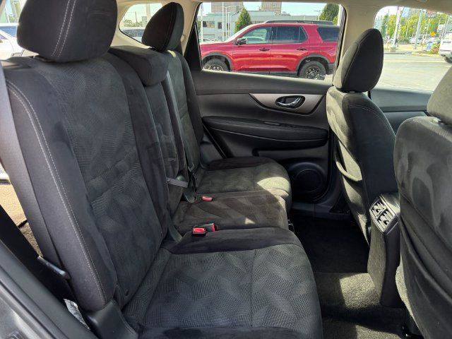 Used 2015 Nissan Rogue SV w/ SV Premium Package AWD/4WD image 10