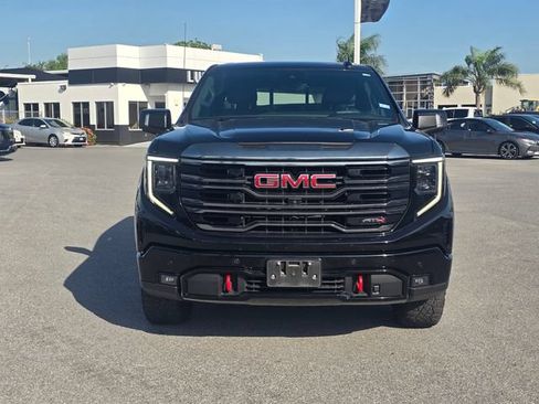Used 2024 GMC Sierra 1500 AT4 w/ Technology Package AWD/4WD image 2