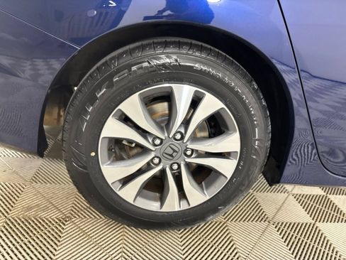 Used 2013 Honda Accord LX image 27