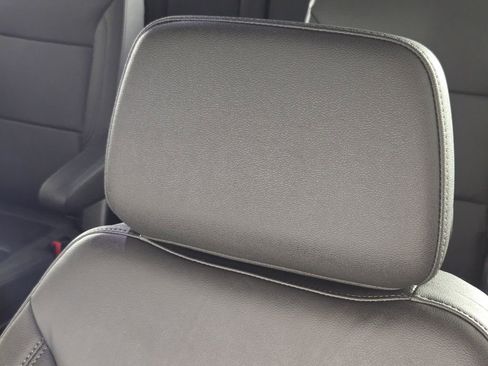 New 2026 Chevrolet Suburban LT w/ Comfort Package RWD image 25