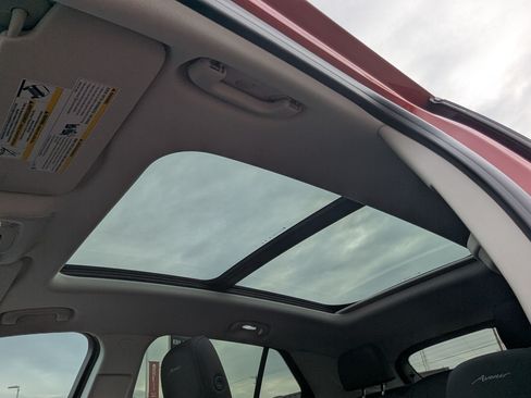 New 2026 Buick Envision Avenir AWD/4WD image 24