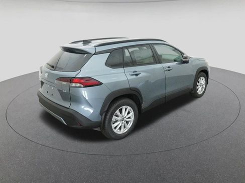New 2026 Toyota Corolla Cross LE image 9