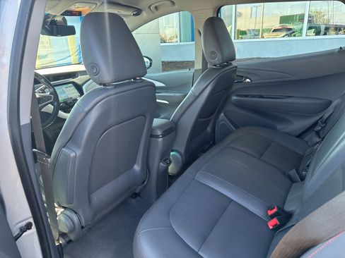 Used 2017 Chevrolet Bolt Premier w/ Driver Confidence II Package FWD image 15