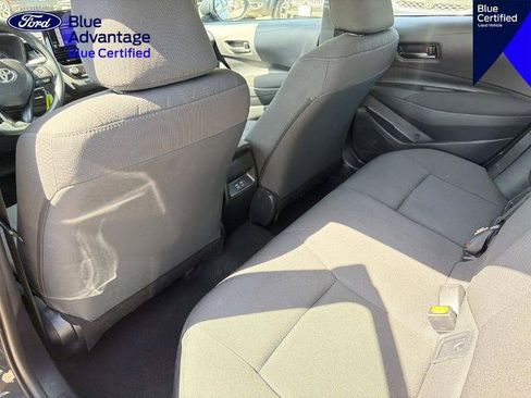 Used 2025 Toyota Corolla LE FWD image 11