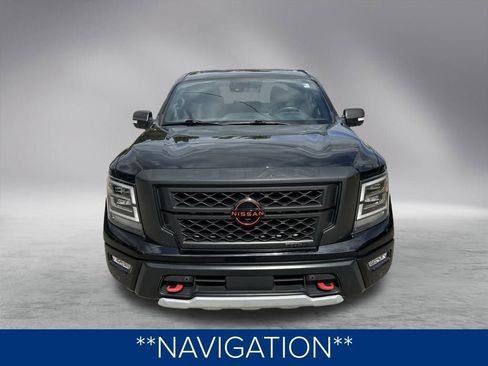Used 2023 Nissan Titan PRO-4X w/ Pro-4x Convenience Package image 12