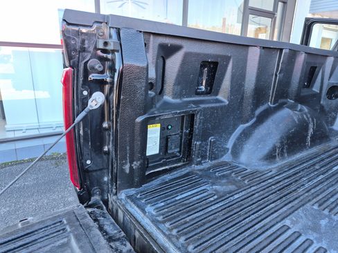 Used 2024 Ford F150 XLT w/ Mobile Office Package image 8