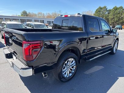 New 2026 Ford F150 Lariat w/ Equipment Group 501A Mid