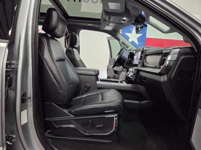 Used 2024 Ford F250 Lariat w/ Lariat Ultimate Package AWD/4WD image 8