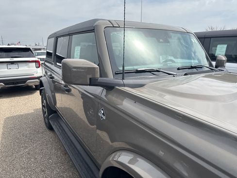 New 2026 Ford Bronco Outer Banks AWD/4WD image 8