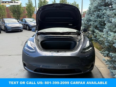 Used 2022 Tesla Model Y Performance AWD/4WD image 28