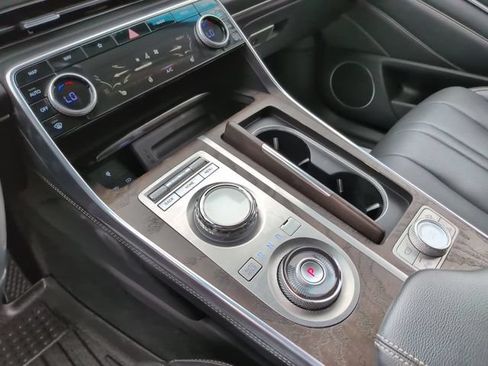 Used 2024 Genesis GV80 2.5T AWD/4WD image 19