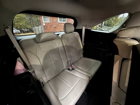 Used 2022 Kia Sorento S w/ Panoramic Sunroof Package image 19