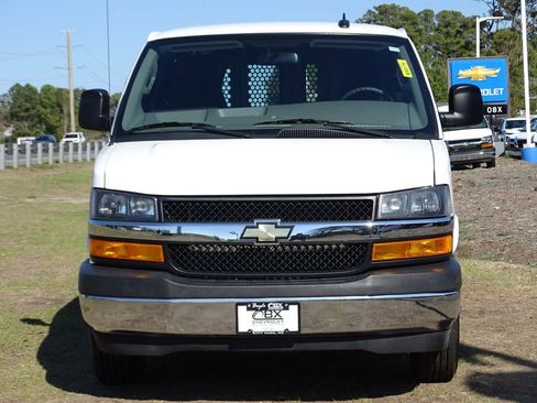 Used 2024 Chevrolet Express 2500 w/ Driver Convenience Package image 6