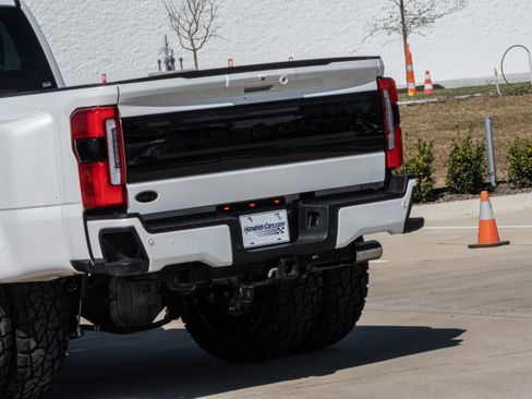 Used 2025 Ford F450 Platinum image 47