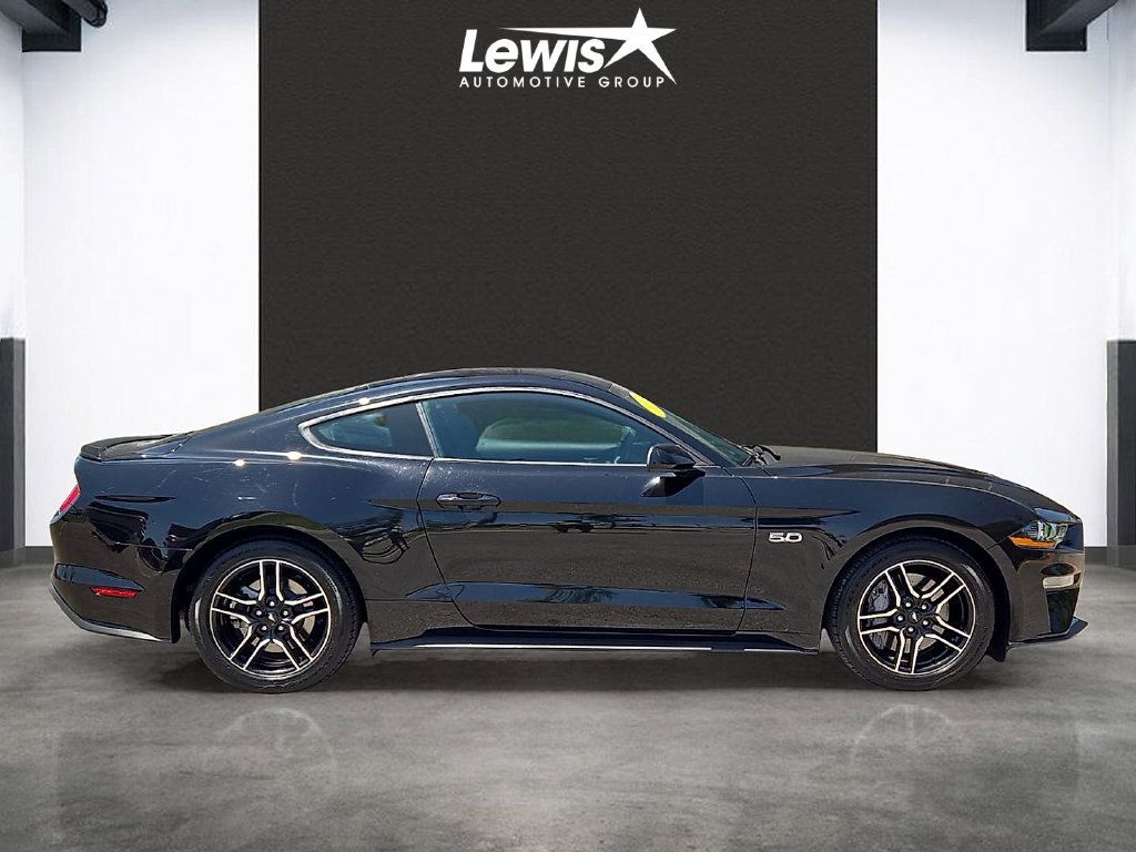 Used 2020 Ford Mustang GT RWD image 5