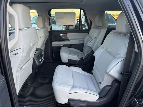New 2025 Ford Expedition Max Platinum w/ Platinum Ultimate Package image 21