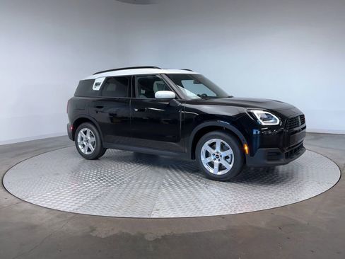 New 2026 MINI Cooper Countryman S w/ Comfort Package Max image 4