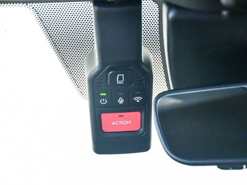 Used 2024 Toyota Tacoma TRD Sport w/ TRD Sport Upgrade Package image 26