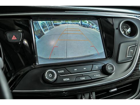 Used 2017 Buick Envision Essence FWD image 20