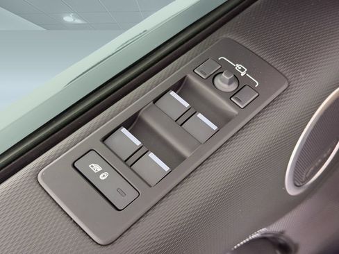 New 2026 Land Rover Discovery Dynamic SE AWD/4WD image 13