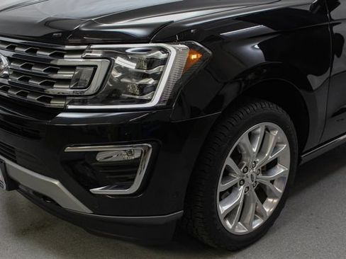 Used 2019 Ford Expedition Limited w/ Equipment Group 302A AWD/4WD image 4