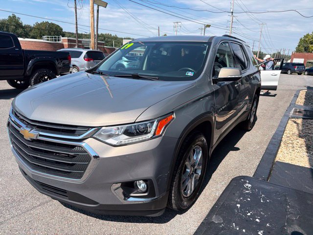Used 2019 Chevrolet Traverse LT w/ LPO, Cargo Package AWD/4WD image 3