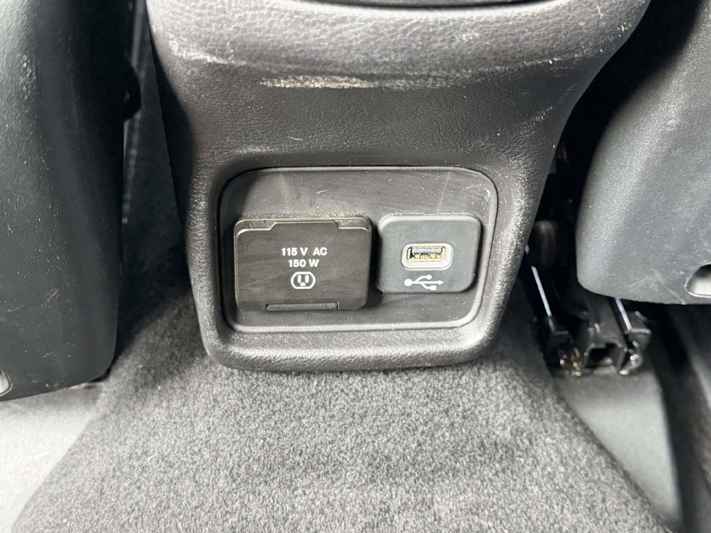 Used 2019 Jeep Compass Limited AWD/4WD image 16