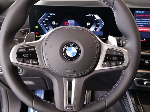 New 2026 BMW X7 M60i image 3