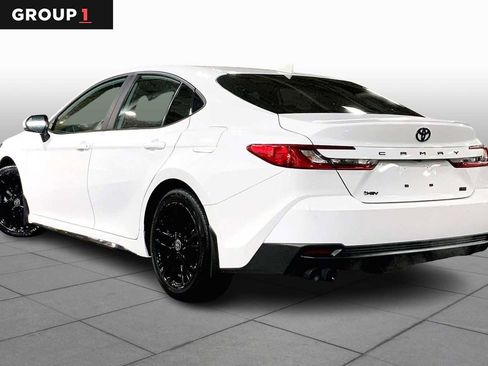 Certified 2025 Toyota Camry SE image 12