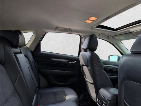 Used 2017 MAZDA CX-5 Touring w/ Preferred Equipment Package FWD image 19
