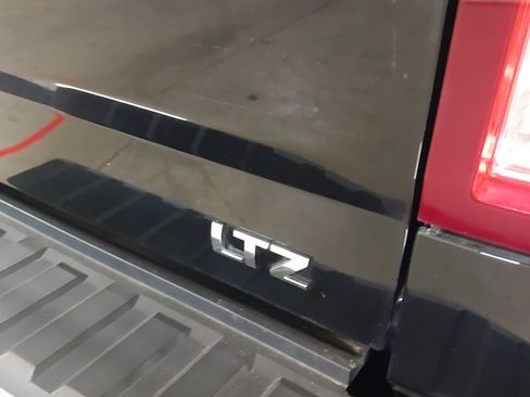 Used 2018 Chevrolet Silverado 1500 LTZ w/ Sport Package image 32