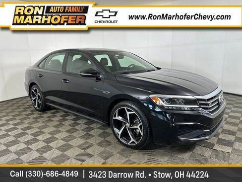 Used 2021 Volkswagen Passat 2.0T R-Line FWD image 1