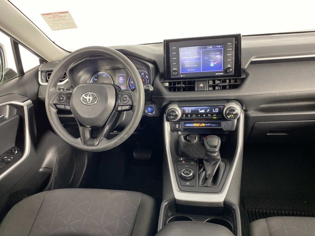 Used 2020 Toyota RAV4 XLE w/ Convenience Package AWD/4WD image 12