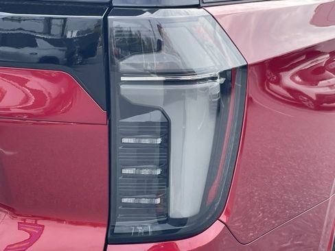 New 2026 Chevrolet Tahoe Premier image 13