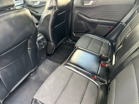 Used 2023 Ford Escape ST-Line w/ Tech Pack #1 AWD/4WD image 13