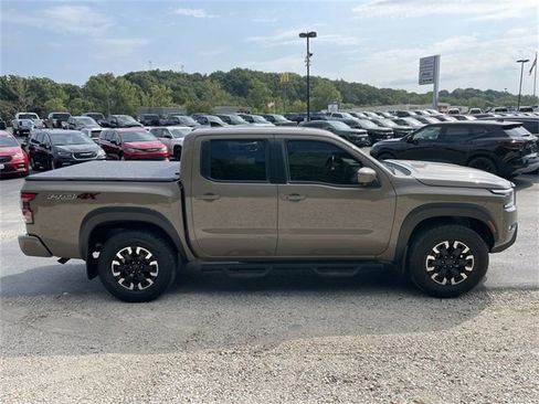 Used 2022 Nissan Frontier PRO-4X image 44