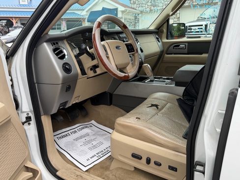 Used 2012 Ford Expedition XLT RWD image 9