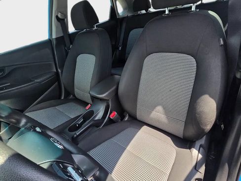 Used 2019 Hyundai Kona SE FWD image 12