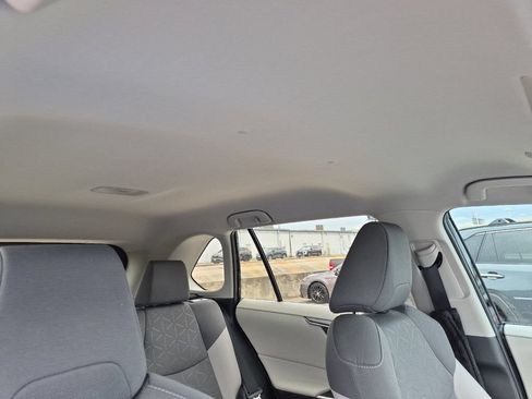 Certified 2024 Toyota RAV4 XLE AWD/4WD image 17