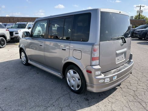 Used 2005 Scion xB FWD image 6
