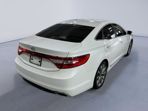 Used 2017 Hyundai Azera image 4