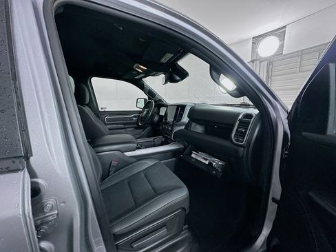 Used 2022 RAM 1500 Big Horn AWD/4WD image 30